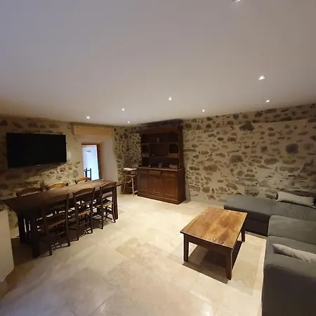 بيت للعطل Grange En Pierres. Grand Jardin Et Belle Vue *